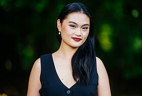 Jingjing Xu